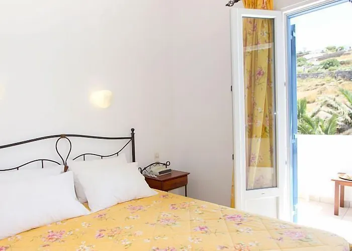 安妮克希酒店 2* 奥诺斯