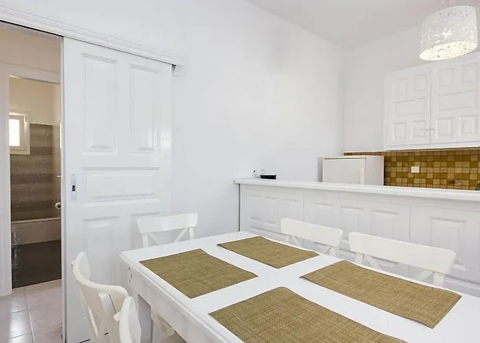 安妮克希酒店 2* 奥诺斯