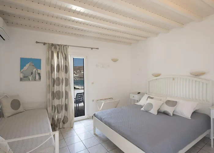 Anixi 2* אורנוס