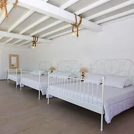 Anixi Hotel 2*